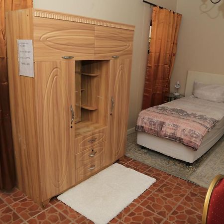 Coco Palm Bed & Breakfast Windhuk Zewnętrze zdjęcie