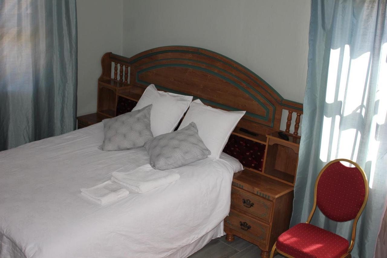 Coco Palm Bed & Breakfast Windhuk Zewnętrze zdjęcie