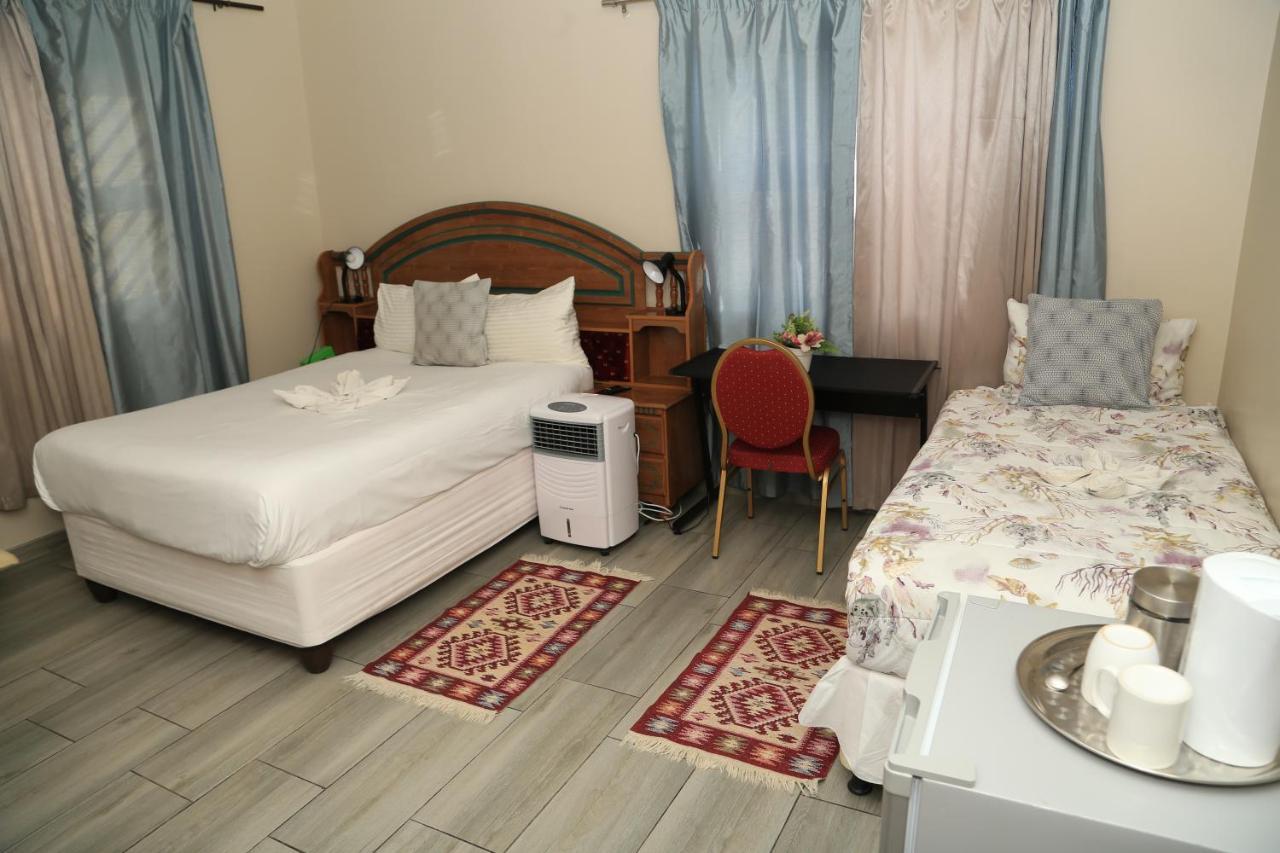 Coco Palm Bed & Breakfast Windhuk Zewnętrze zdjęcie