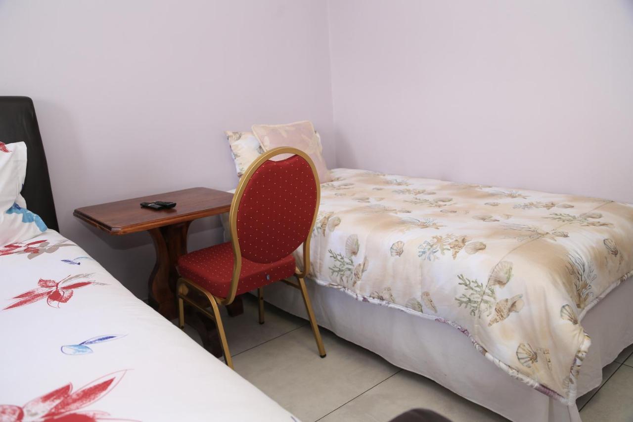Coco Palm Bed & Breakfast Windhuk Zewnętrze zdjęcie